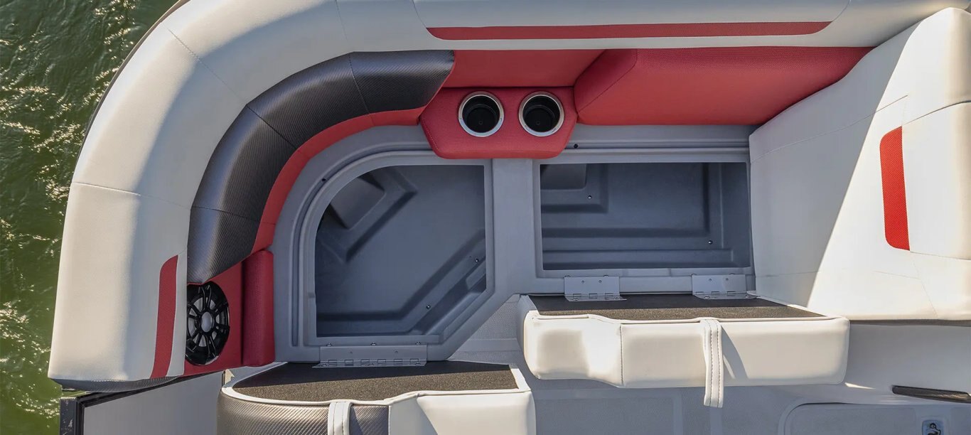 Hurricane FunDeck 1960 RE