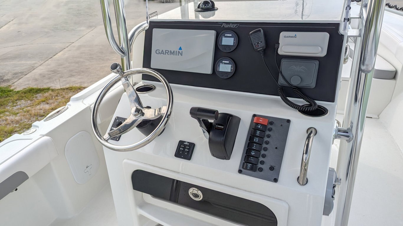 2026 Parker 210 COASTAL