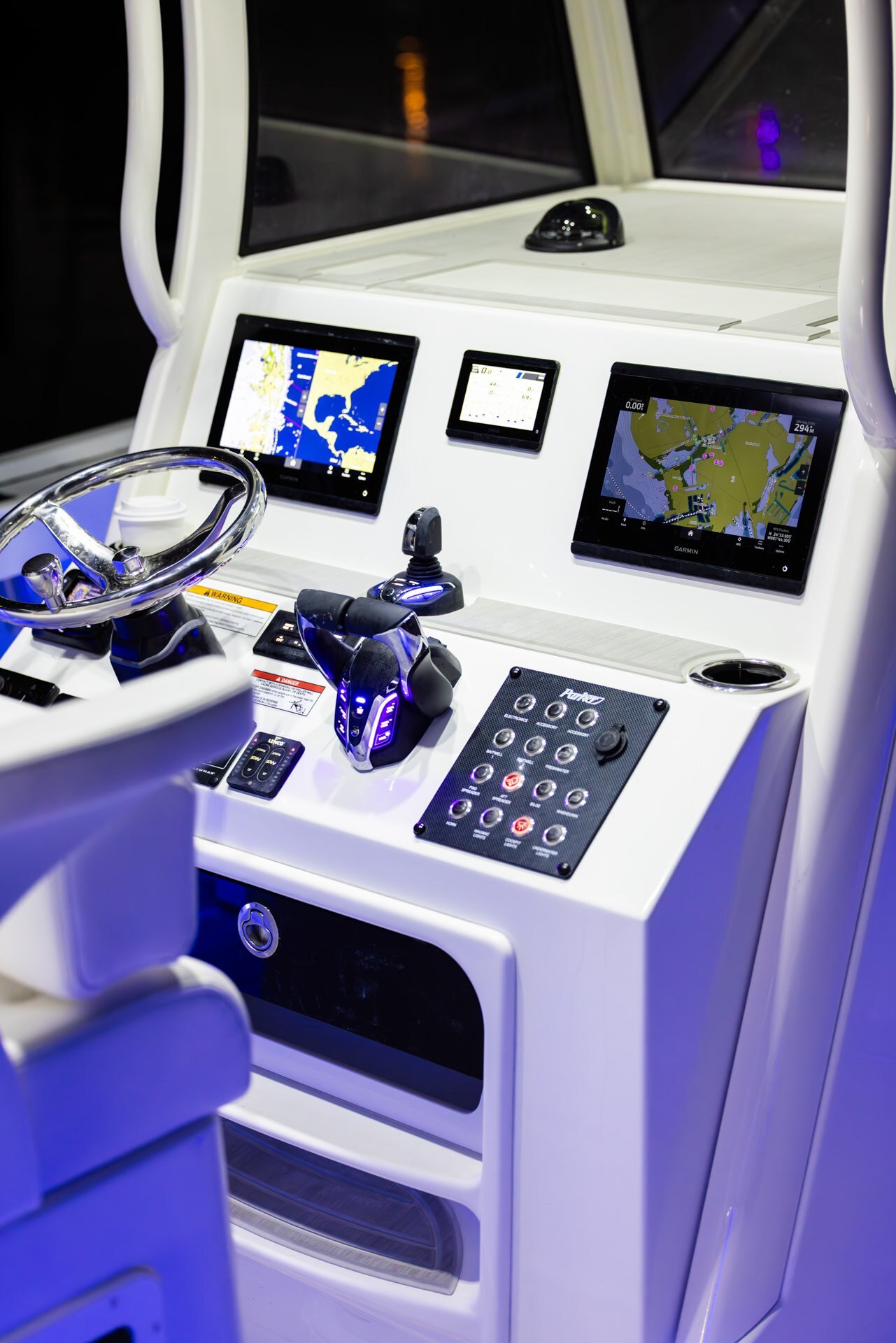 2026 Parker 294 FATHOM