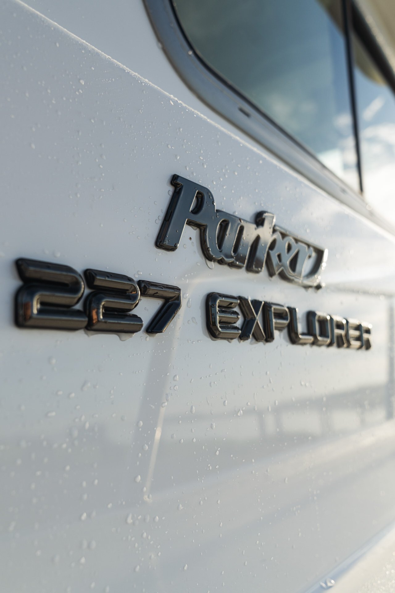 2026 Parker 227 EXPLORER