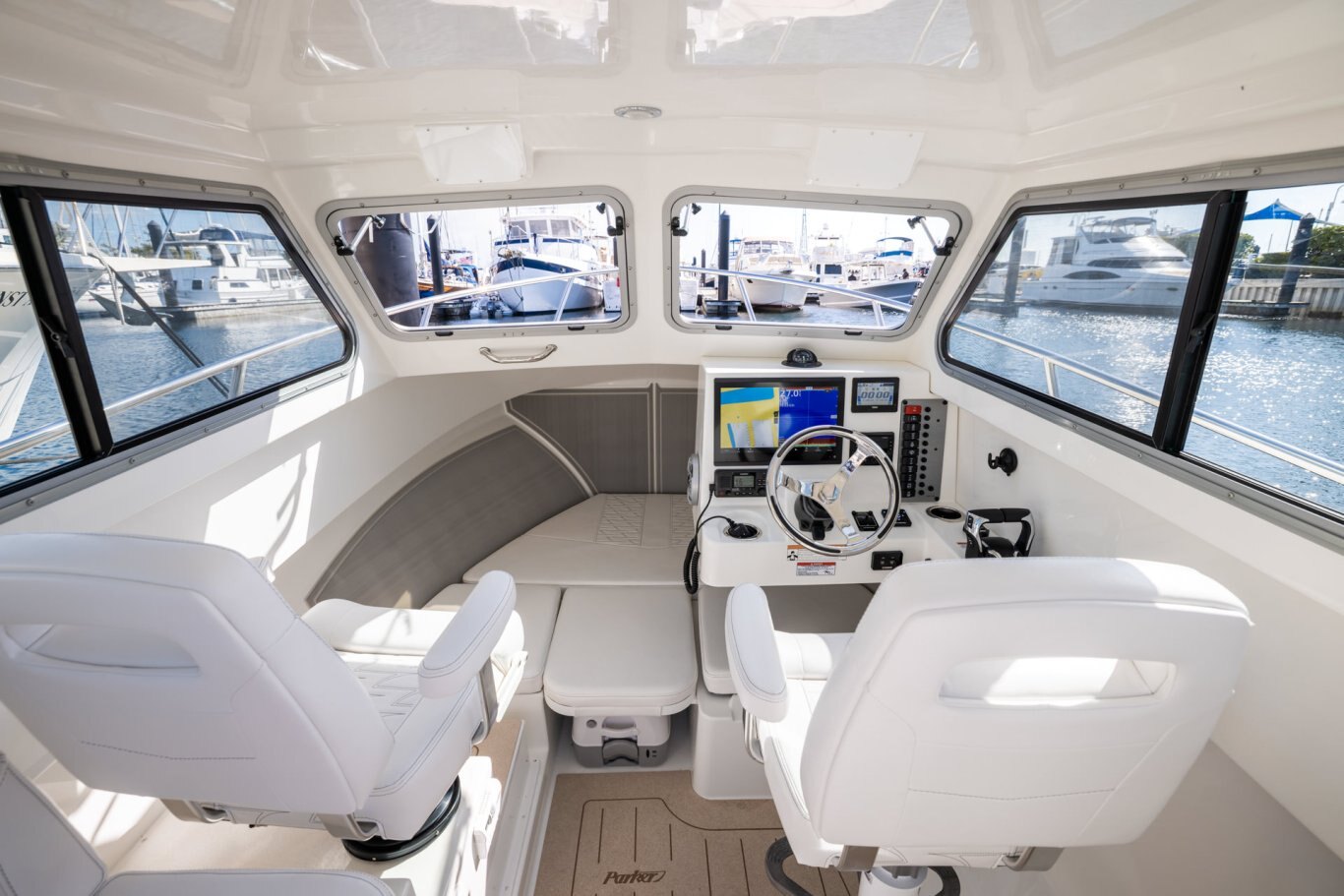 2026 Parker 247 EXPLORER