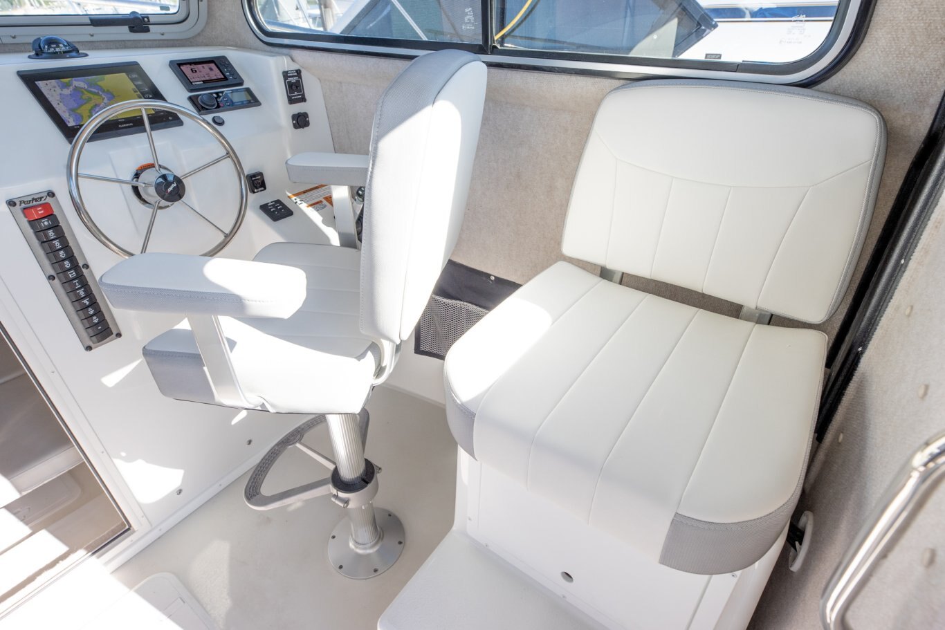 2026 Parker 257 EXPLORER