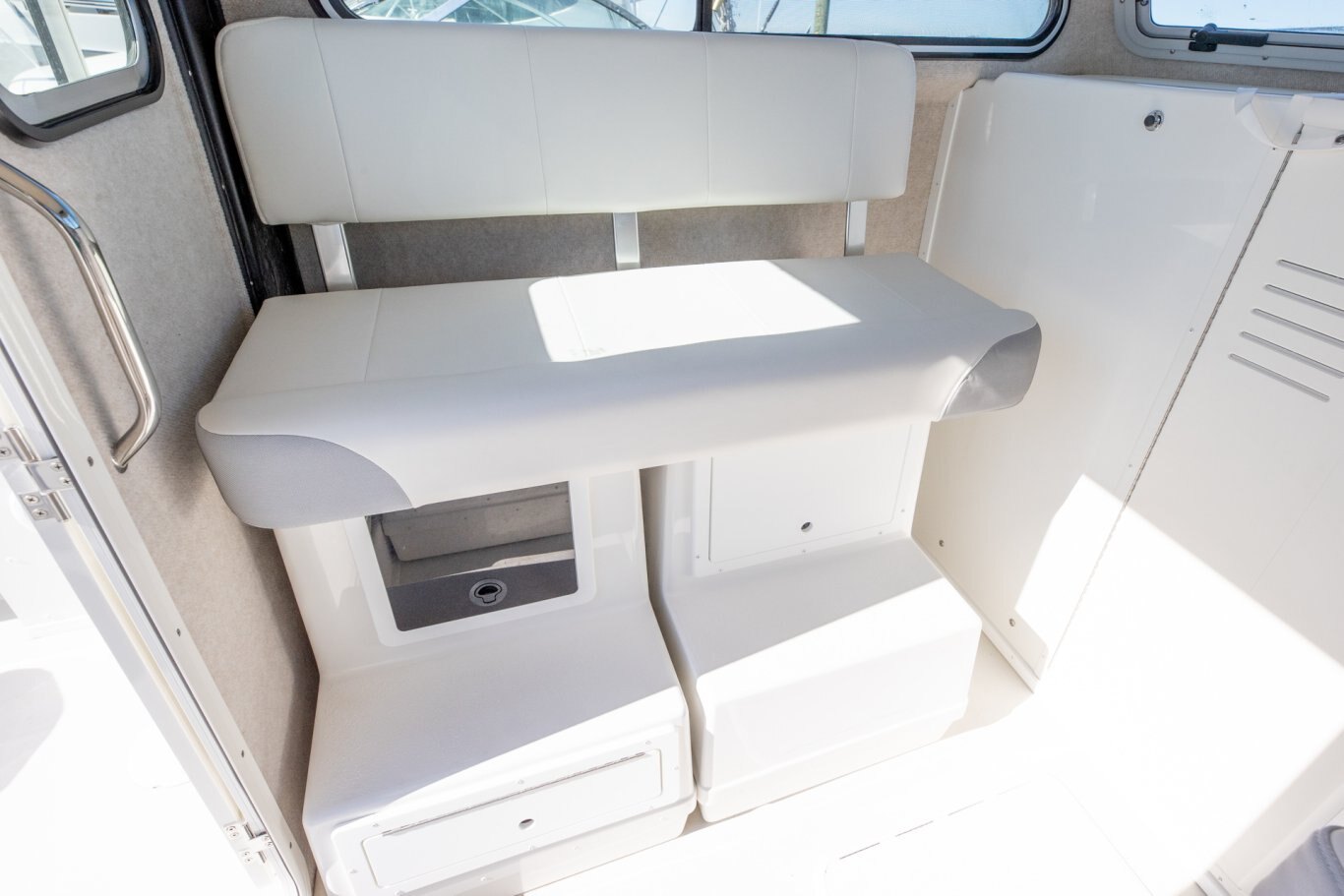 2026 Parker 257 EXPLORER