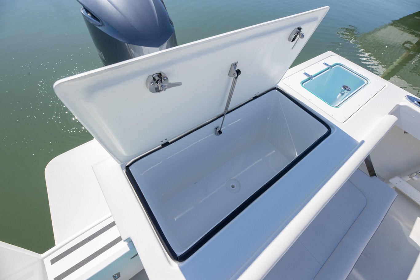 2026 Parker 257 EXPLORER