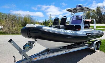 2017 BOSTON WHALER 210 DAUNTLESS
