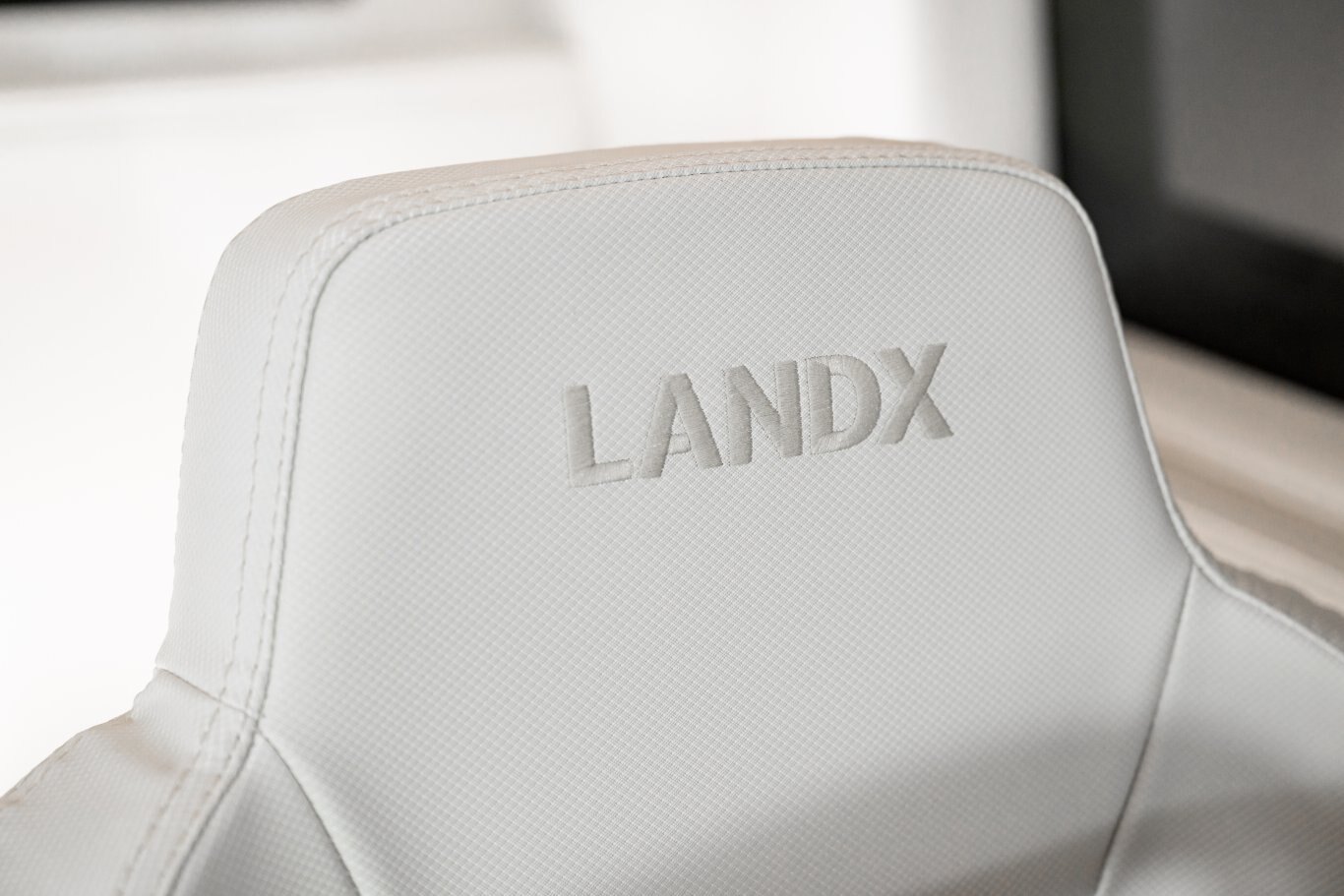 2026 LANDX X6 COTTAGE EDITION TORONTO BOAT SHOW
