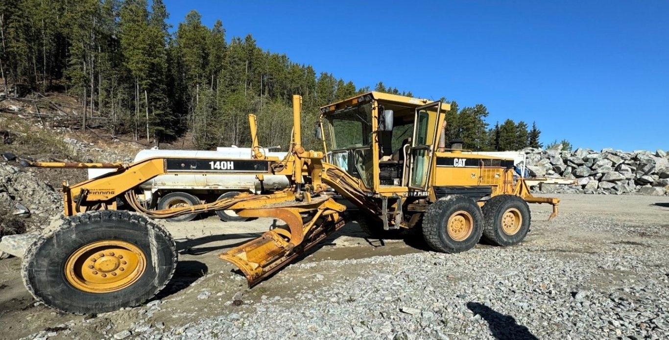 Cat 140H Grader