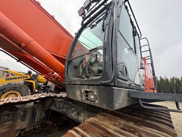 Hitachi ZX670 LC 5B