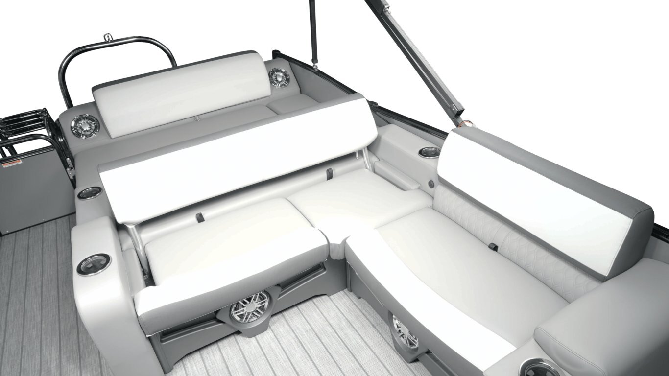 Legend Boats V Series Dual Lounge Sport Pro