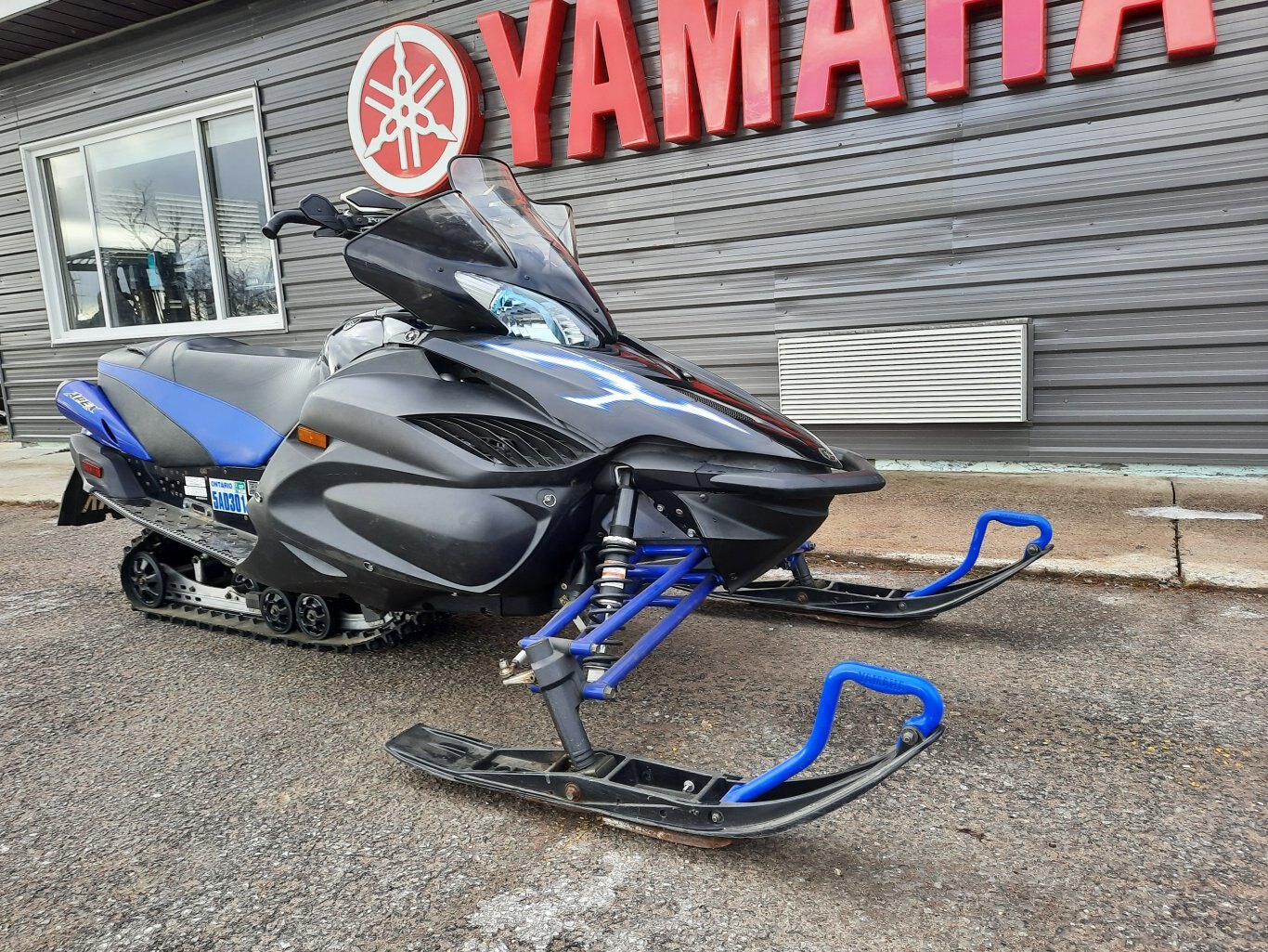 2008 YAMAHA APEX