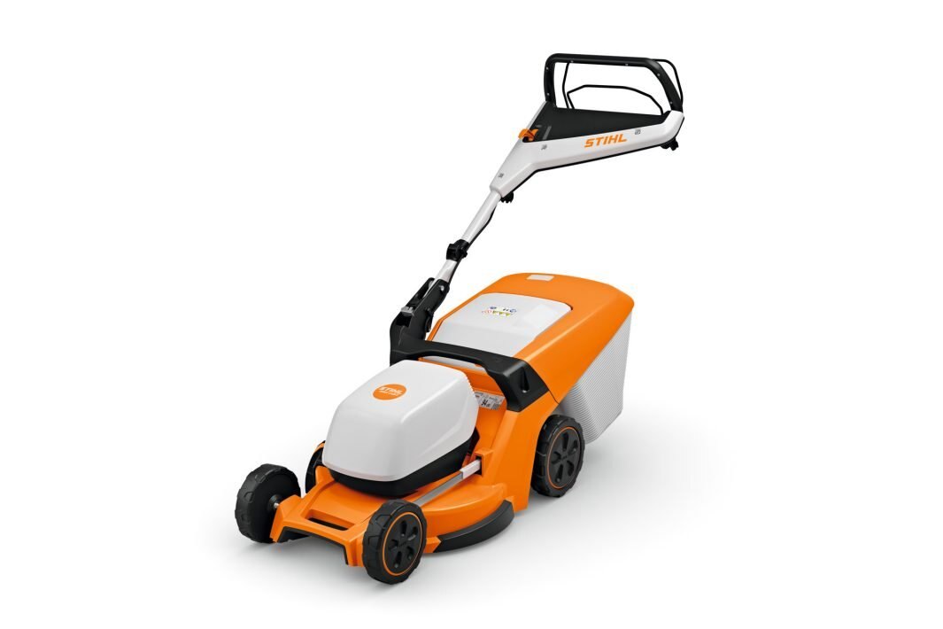 STIHL RMA 448 V Set (includes 2 AK 30 S Batteries and AL 101 Charger) WA412110001