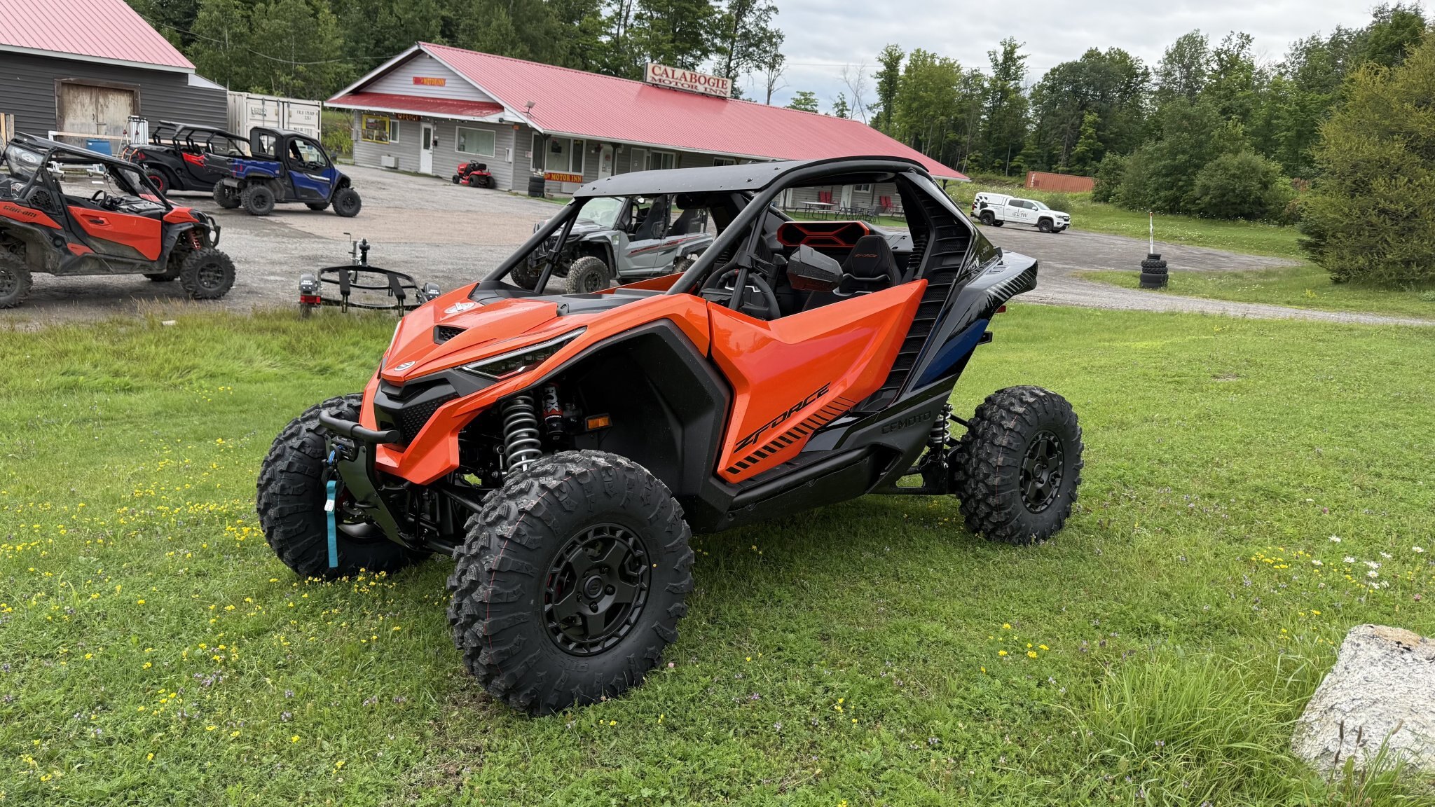 2026 CFMOTO ZFORCE Z10 Lava Orange