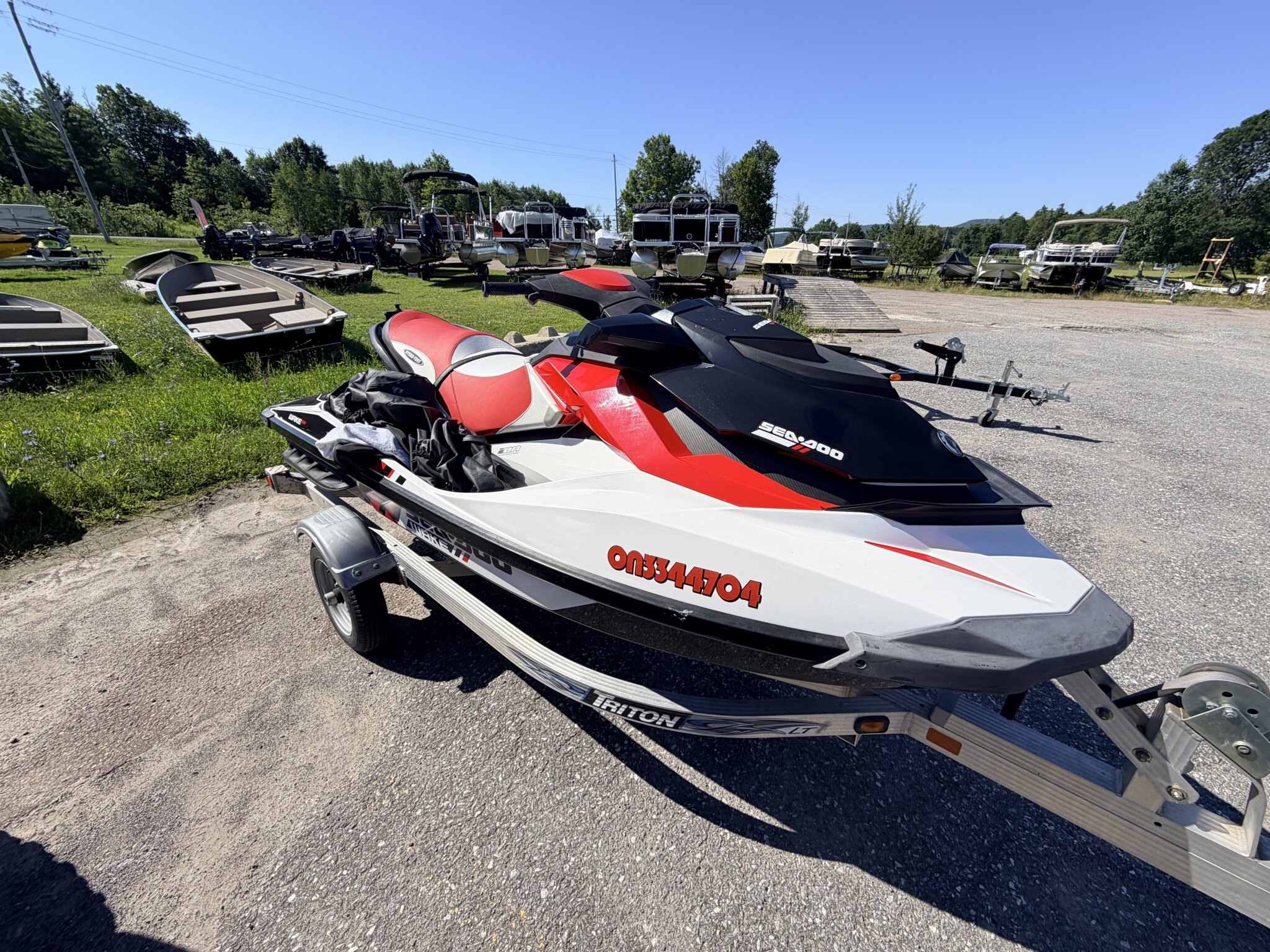 2012 SEADOO WAKE 155 (TRAILER INCLUDED)