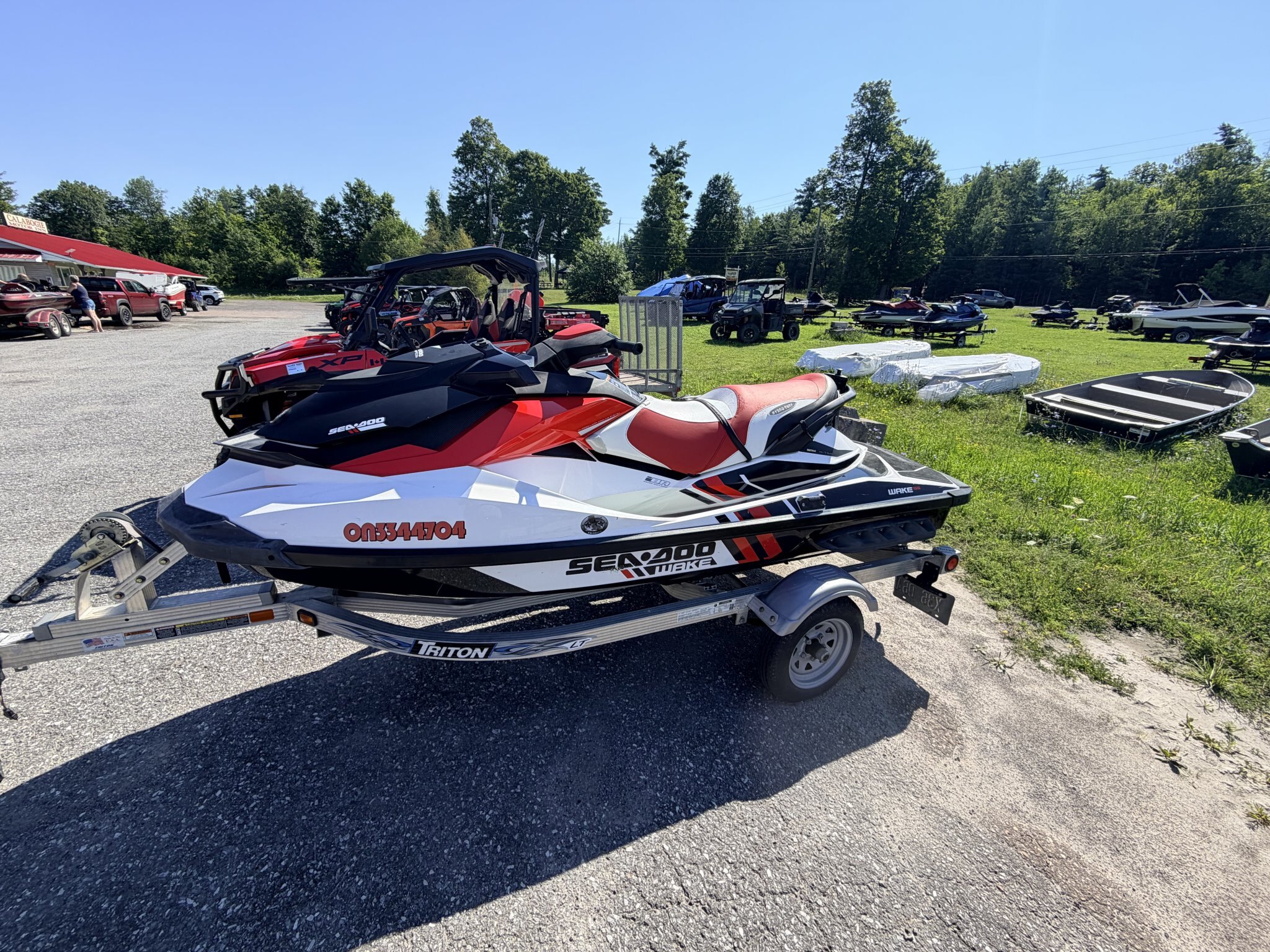 2012 SEADOO WAKE 155 (TRAILER INCLUDED)