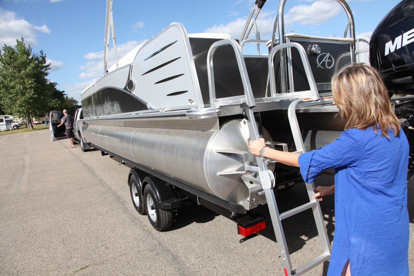 ShoreLand'r Pontoon Trailers