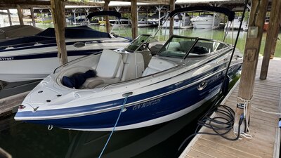 2007 Crownline 240 LS