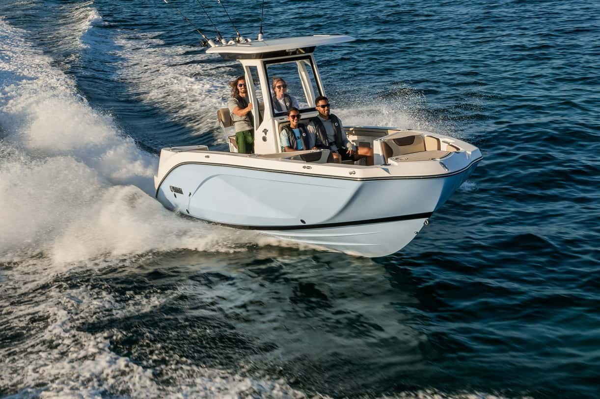 2027 Yamaha 222 FSH Sport E Powder Blue