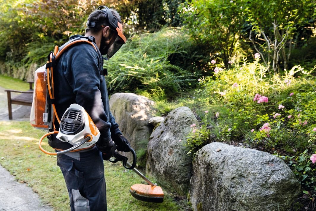 STIHL FSA 130 R BRUSHCUTTER – AP SYSTEM