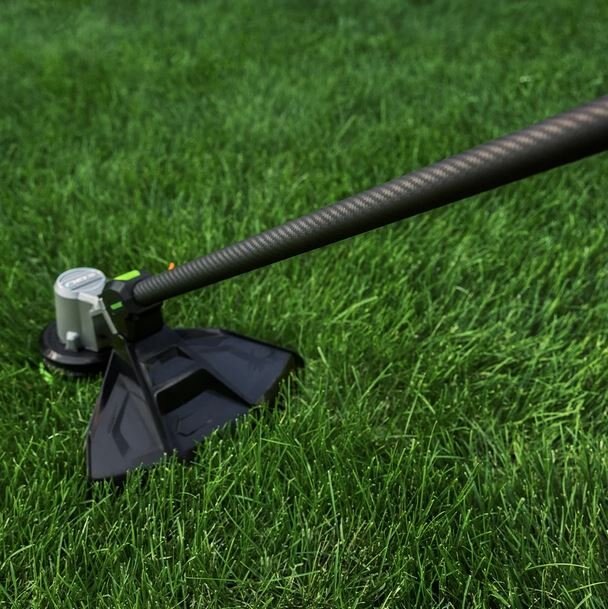 EGO POWER+ 16 POWERLOAD™ String Trimmer with Telescopic Carbon Fiber Shaft ST1611T