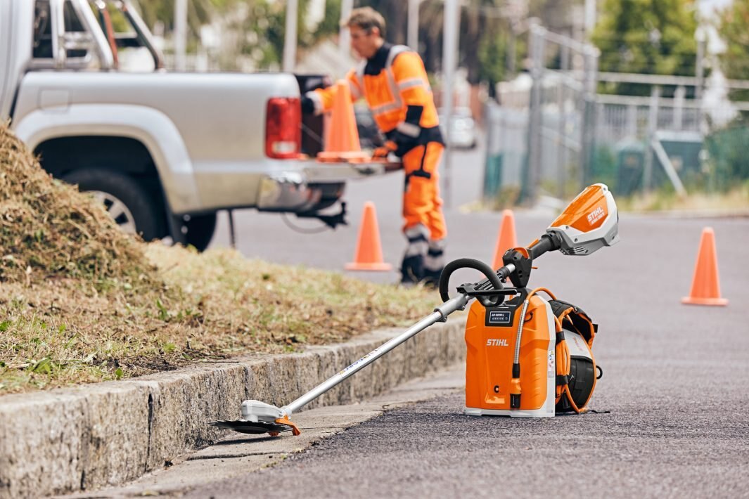 STIHL KMA 130 R KombiEngine