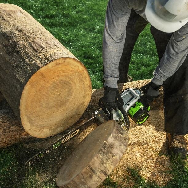 EGO Commercial 20 Chain Saw Kit CSX5007