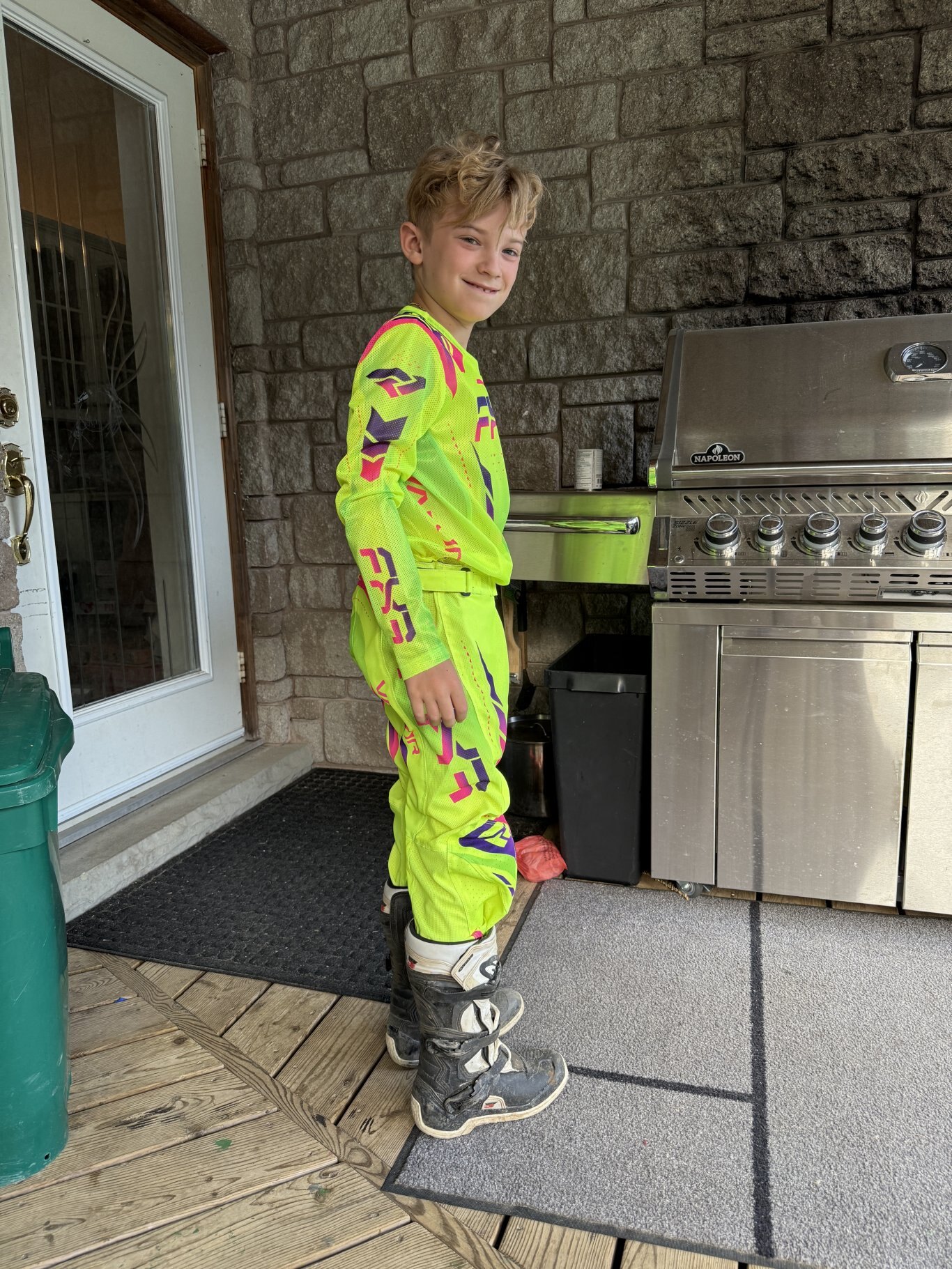 YTH Vapor Air MX Jersey Nuclear