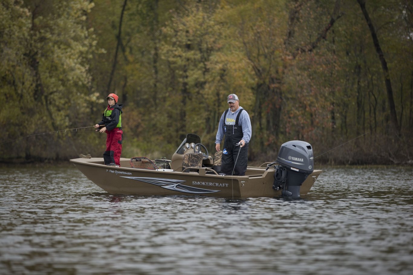 Smoker Craft SPORTSMAN1660 PRO (SHOWN WT/OPT FISHING SEATS)