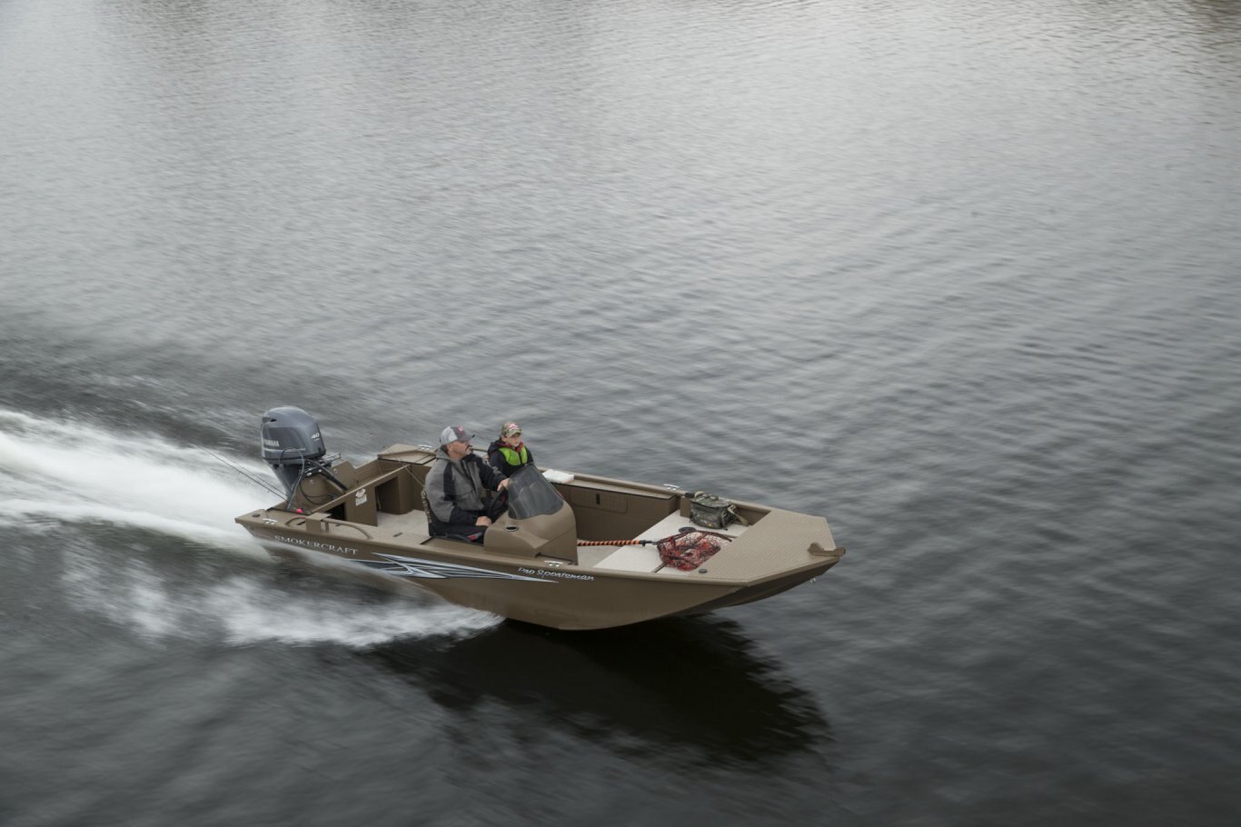 Smoker Craft SPORTSMAN1660 PRO (SHOWN WT/OPT FISHING SEATS)