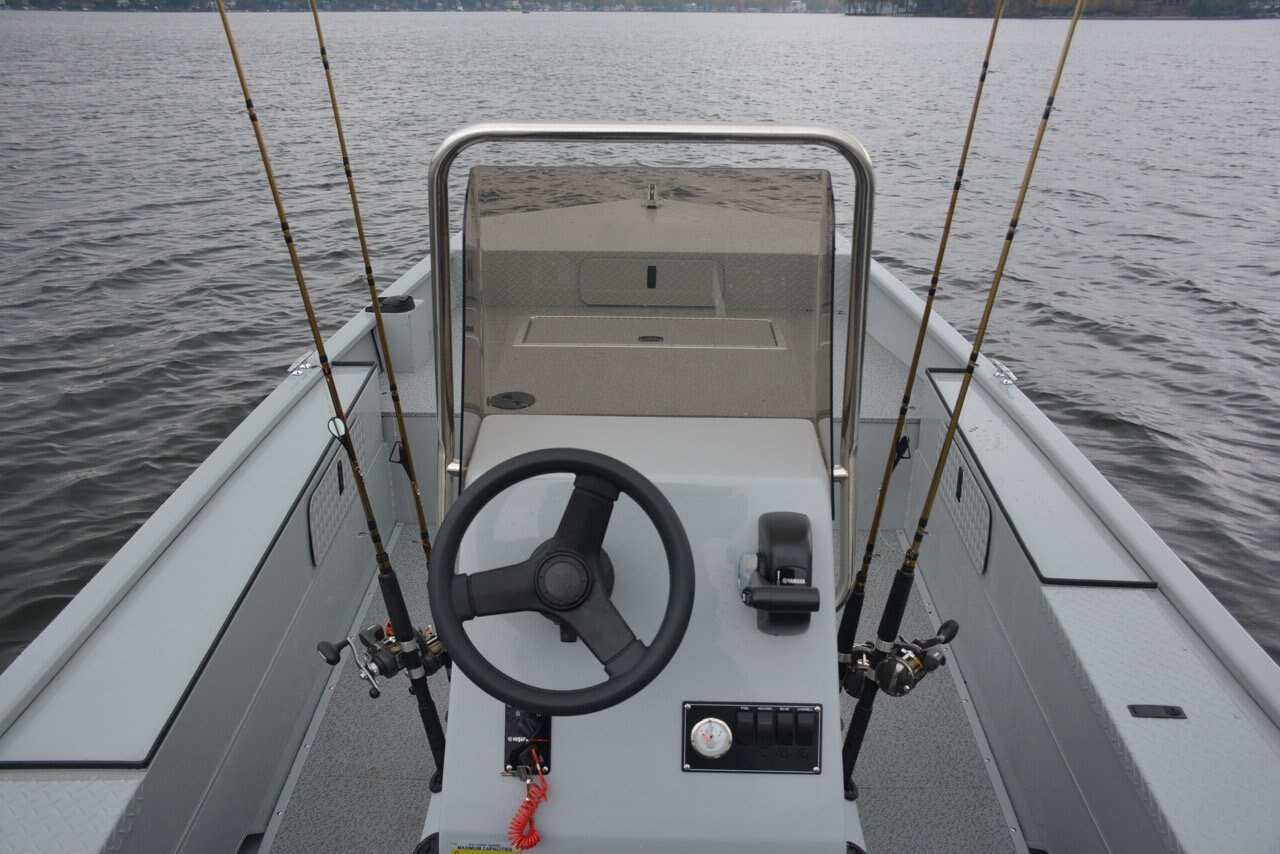 Smoker Craft SPORTSMAN1660 PRO (SHOWN WT/OPT FISHING SEATS)