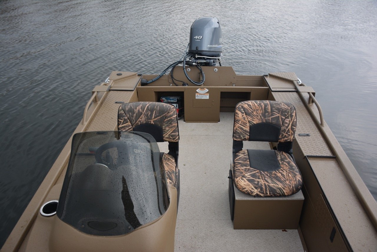 Smoker Craft SPORTSMAN1660 PRO (SHOWN WT/OPT FISHING SEATS)