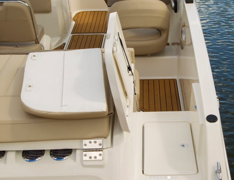 2024 Bayliner VR6 Gray Hull Sides (White Bottom)