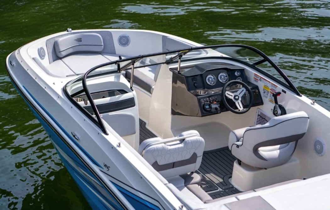 2025 Bayliner VR5 Bowrider Coque bleue solide