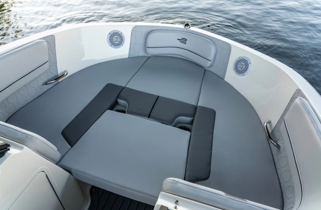 2025 Bayliner VR5 Bowrider VR Sport Package (Bleu)