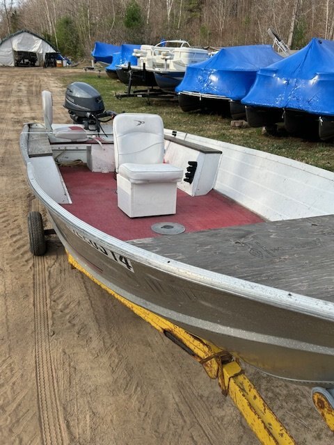 MID 1990'S SYLVAN 1467 NORTHWOOD FISHERMAN BOAT W/ A 2022 YAMAHA 4S ENGINE