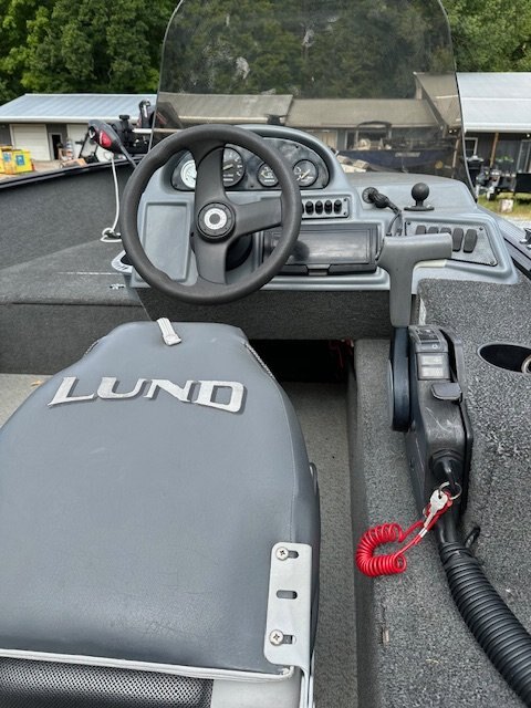 2010 LUND 1625 REBEL SS W/ 50HP HONDA 4S