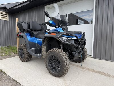 2026 CFORCE 800 TOURING ONLY 200 KMS !!!