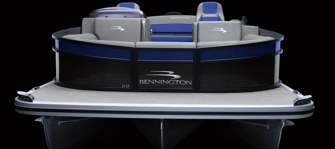 2024 Bennington L25 Quad Bench Bowrider 25 LTFB