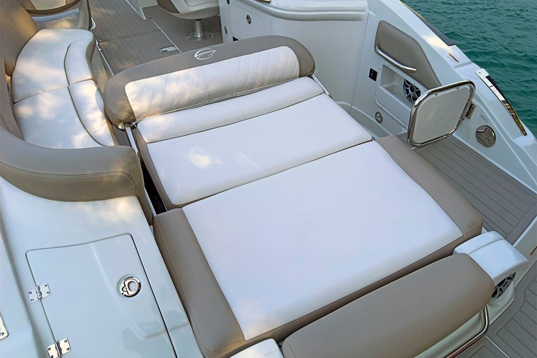 Crownline EXS Series E280 XS