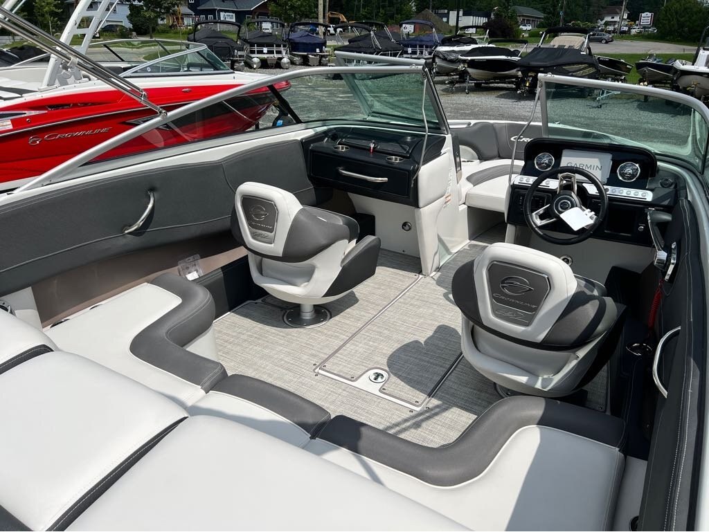 2024 Crownline 220 SS