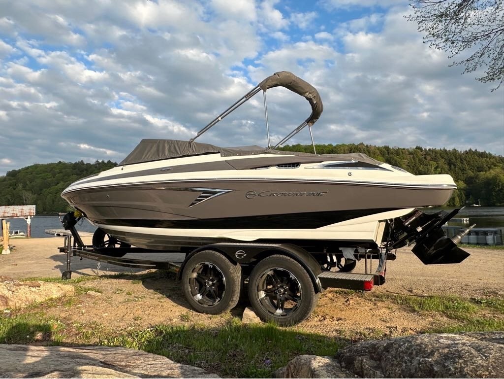 2024 Crownline 220 SS