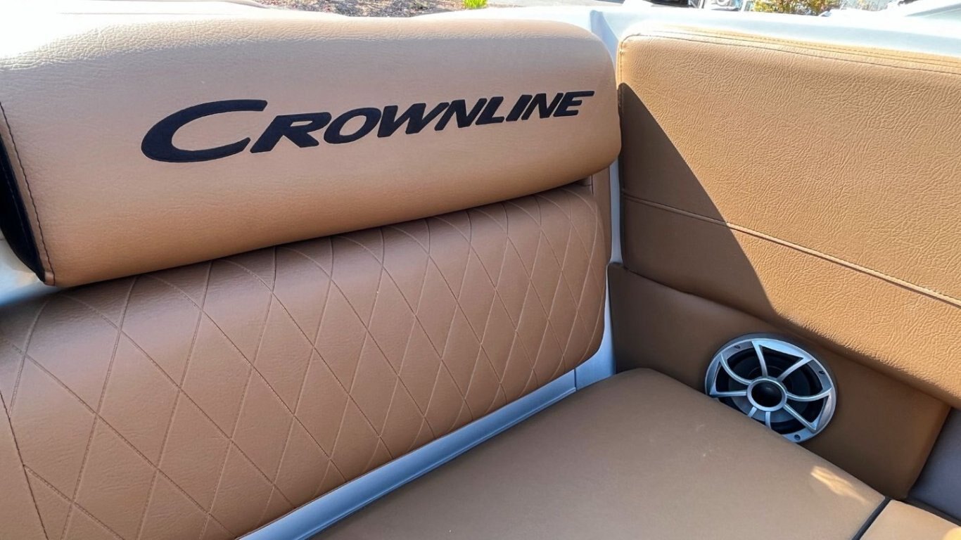 2024 Crownline 210 SS