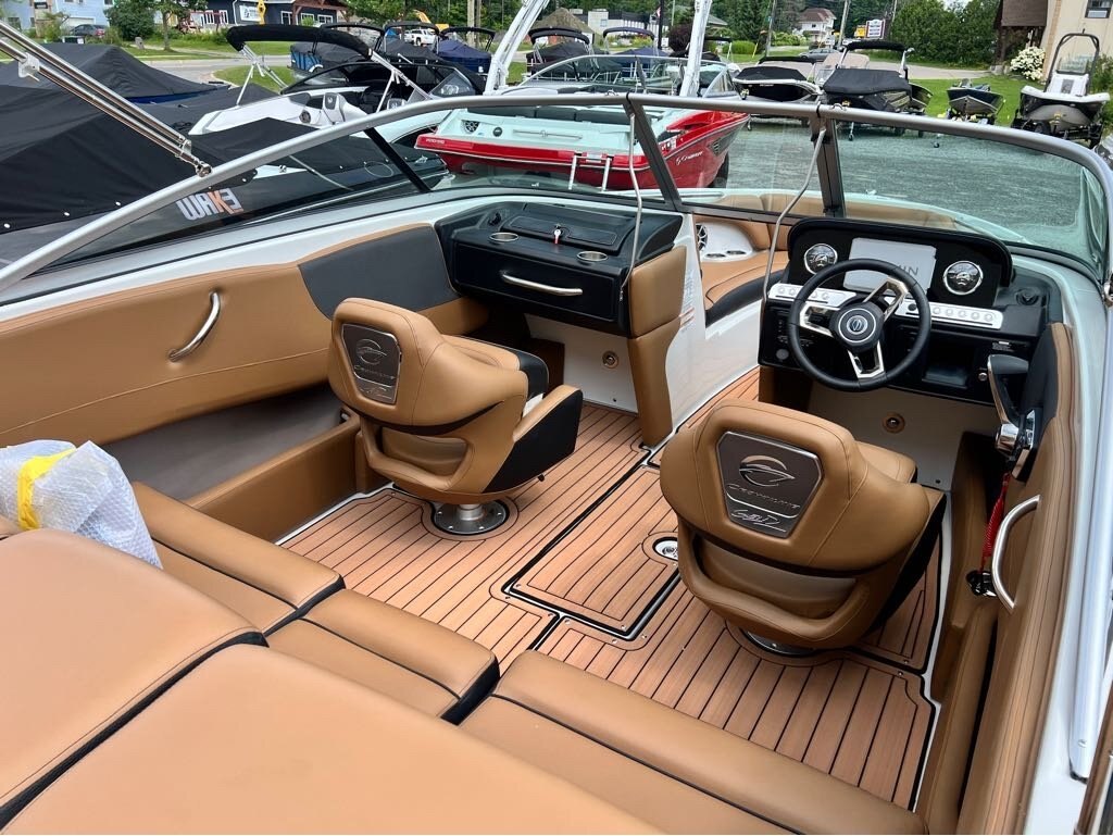 2024 Crownline 210 SS