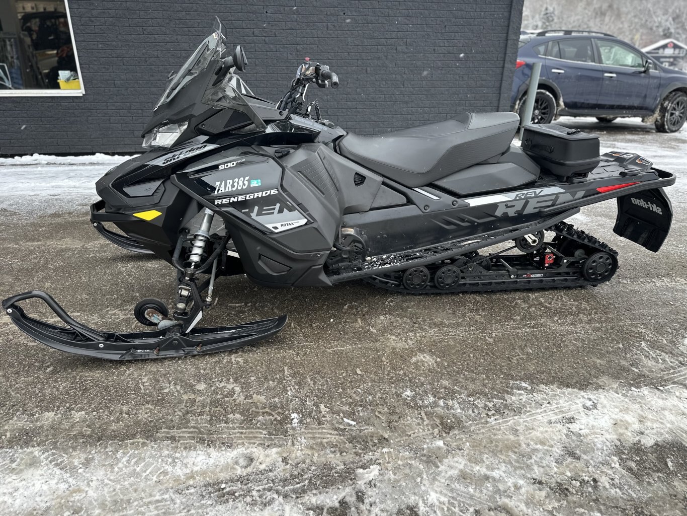 2019 SKI DOO Renegade