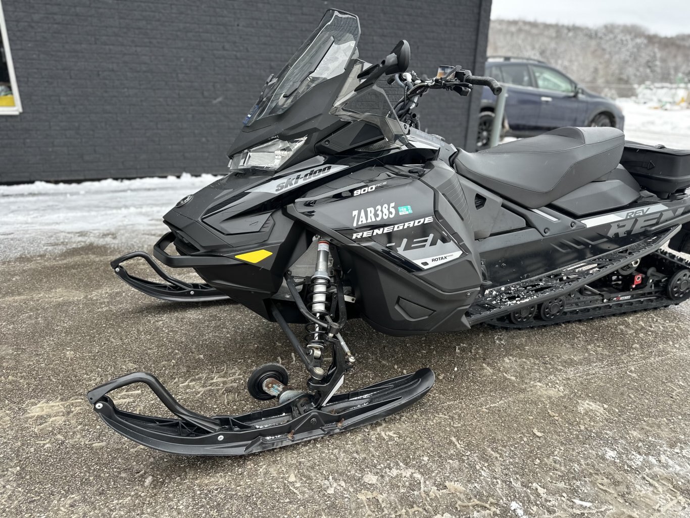 2019 SKI DOO Renegade