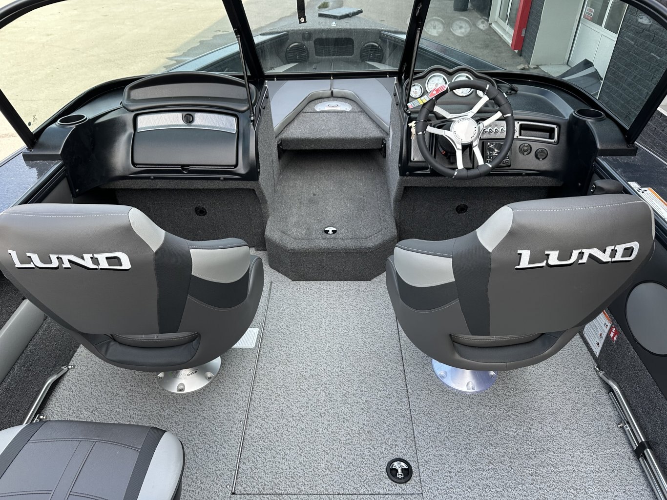 2025 Lund Crossover XS 1875 Mercury 175HP PRO XS