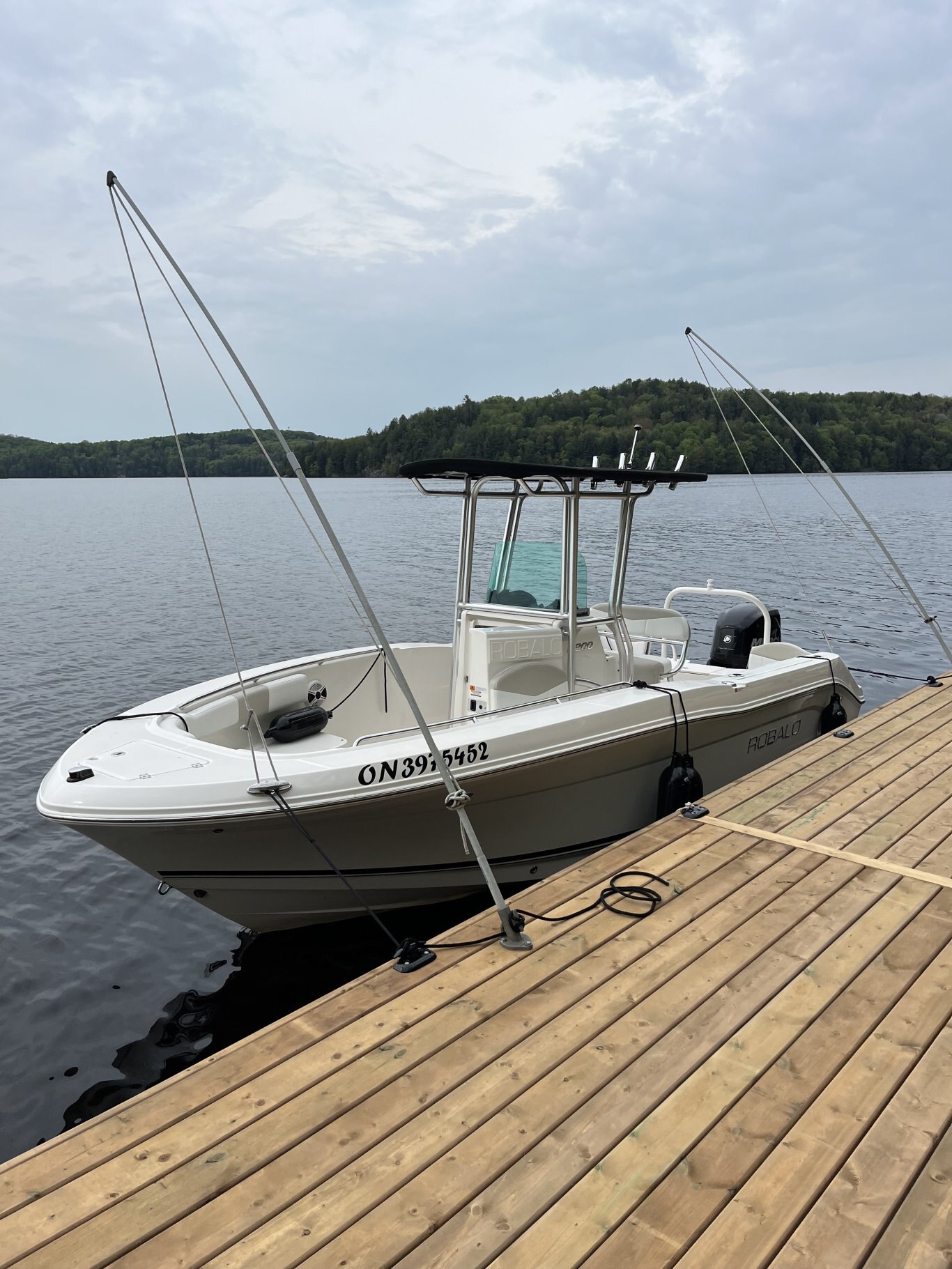 2013 Robalo 200CC