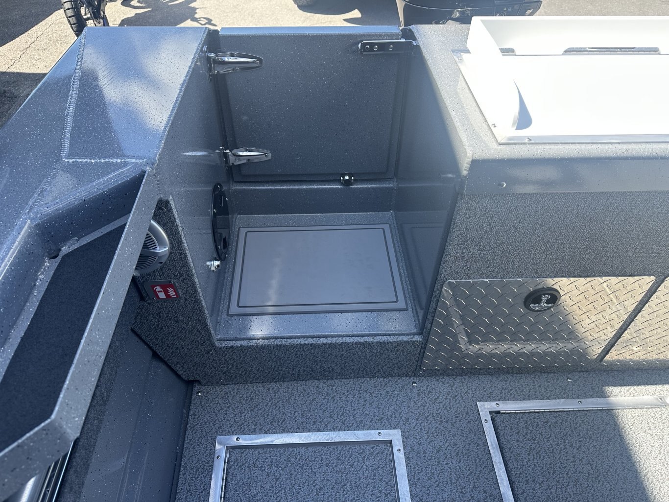 2026 LUND 200 HG MERCURY 200XL