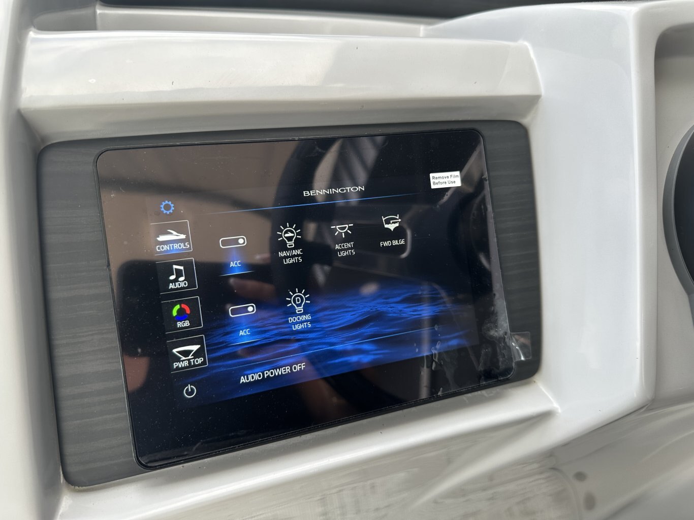 2026 BENNINGTON 23LTSB 250HP YAMAHA