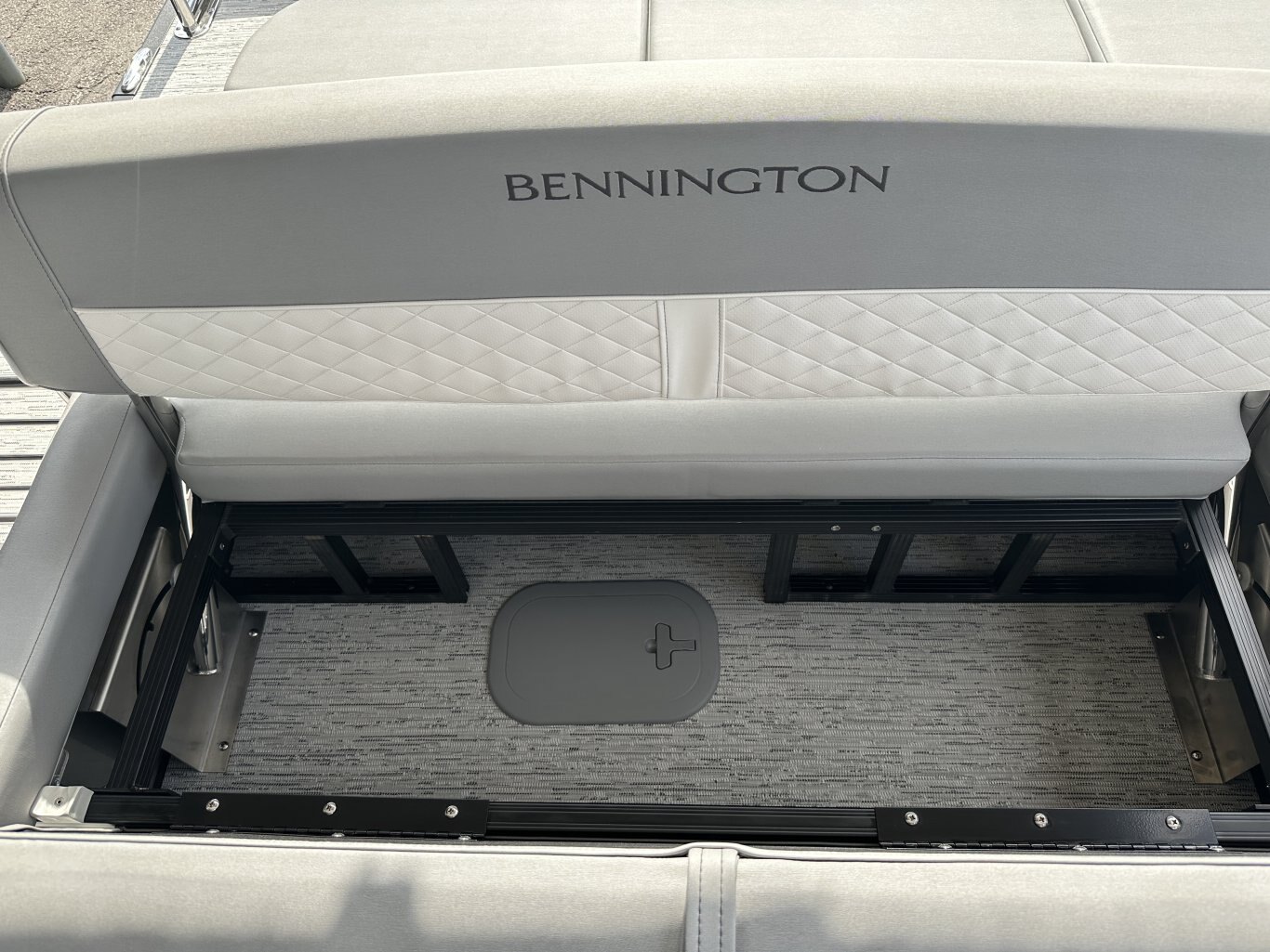 2026 BENNINGTON 23LTSB 250HP YAMAHA