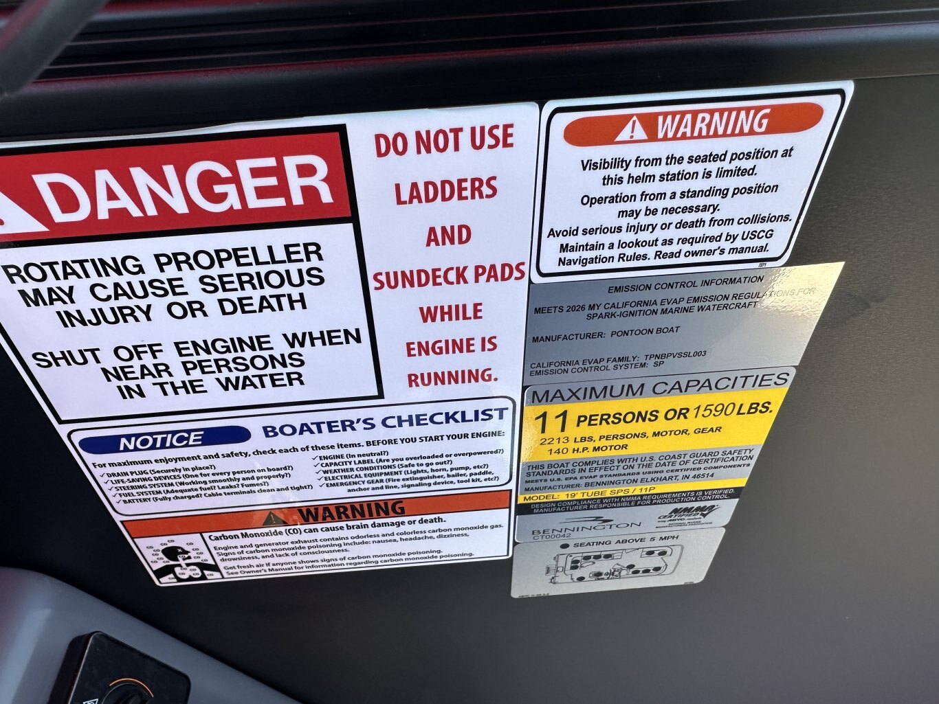 2026 Bennington 20SL TRI TOON 115HP YAMAHA VMAX SHO